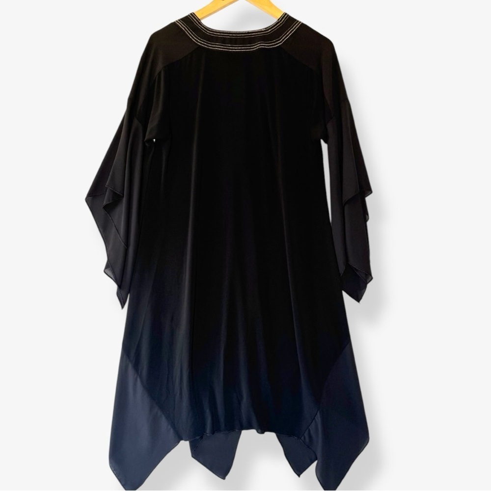 BCBG Max Azria Black Embroidered Caftan Dress Handkerchief Hem Kimono Sleeve - Picture 5 of 12